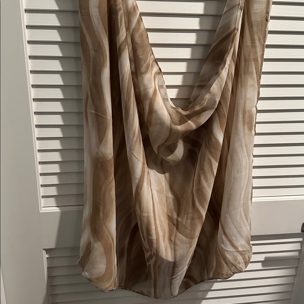 NWT Calvin Klein Cream & Tan Circle Scarf Wrap.